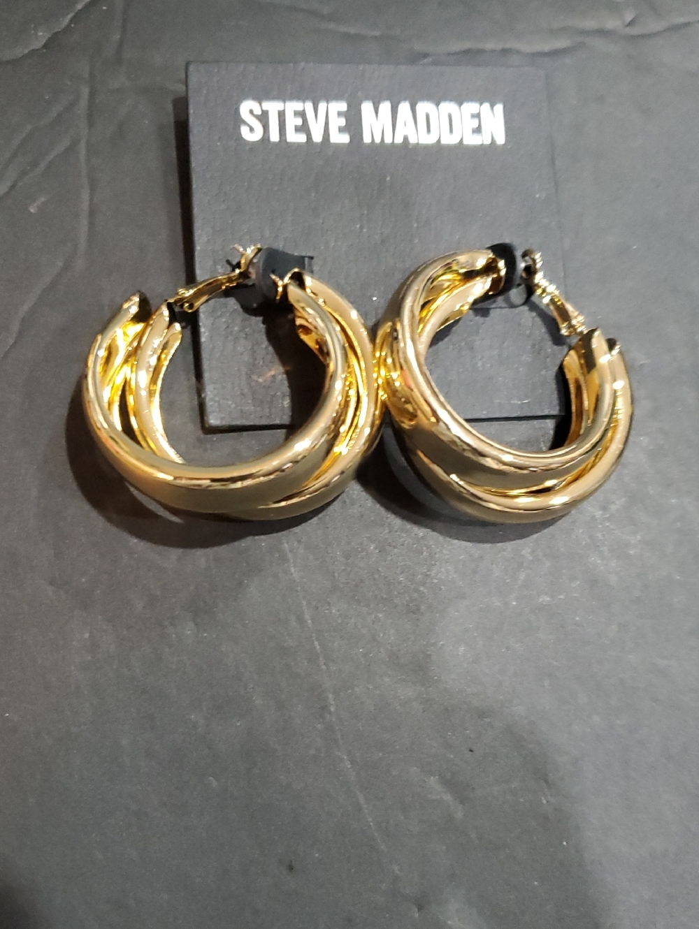 Steve Madden gold-toned double hoop chunky coupled hoop earrings brand new